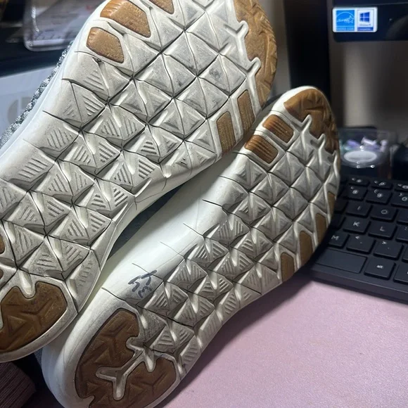 Nike Womens Free TR Flyknit 2 Running Shoes 9 - Picture 5 of 7